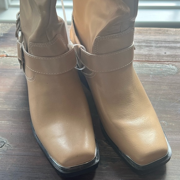 Dolce Vita Evi Boot nwot size 8 - Picture 4 of 6